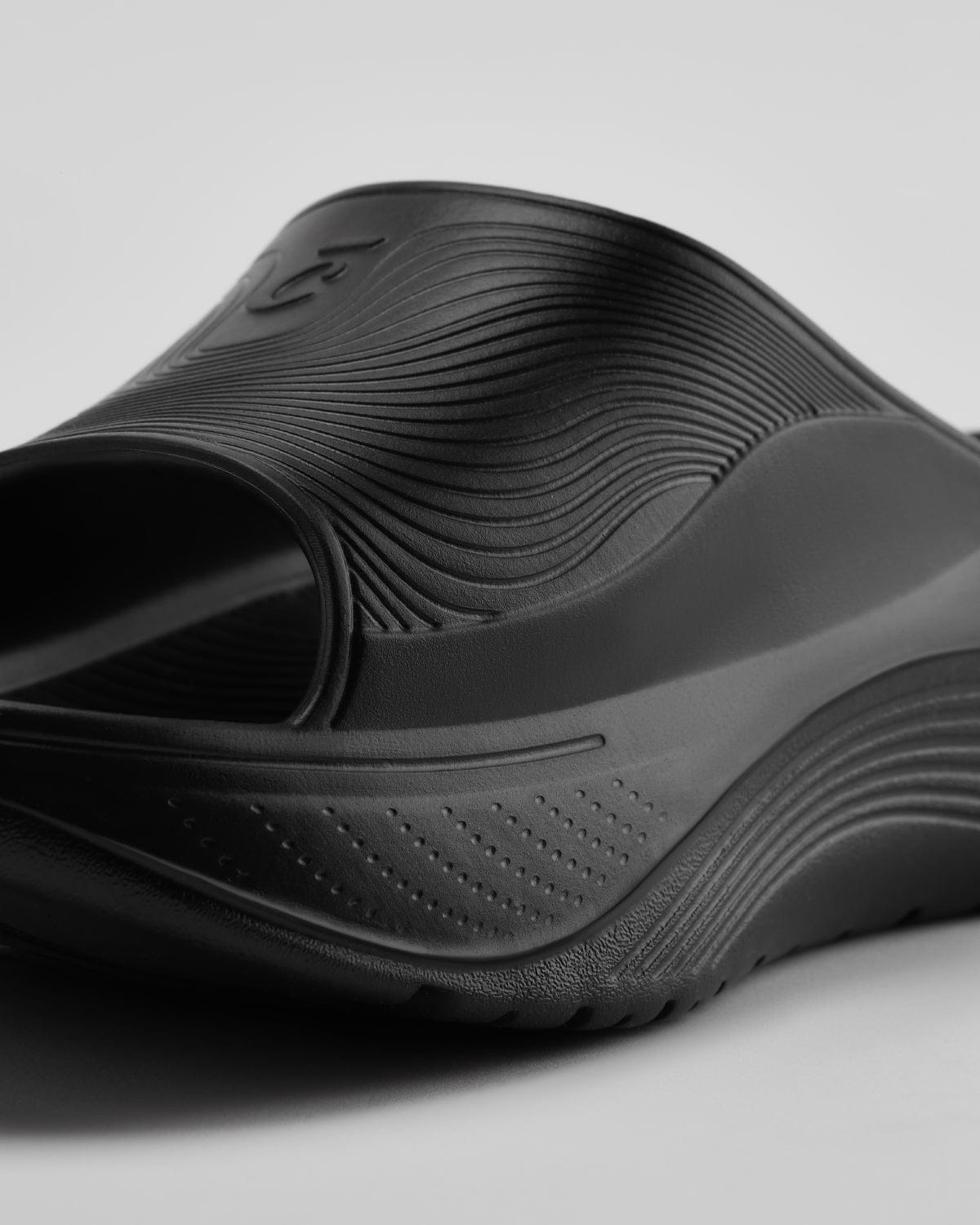 Women's SuperCush Recovery Slide - Black - Image 5